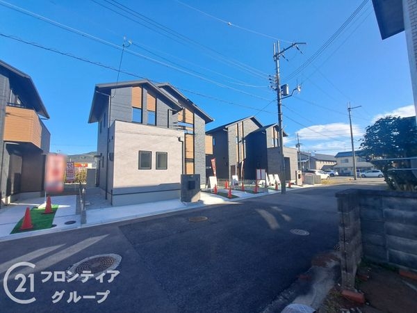 天理市勾田町　新築一戸建て　２号棟