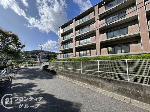 ヴェルナール富雄参番館　中古マンション