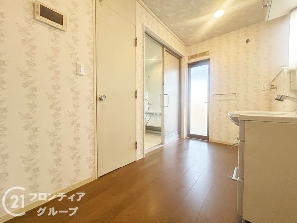 生駒市南田原町の中古一戸建て