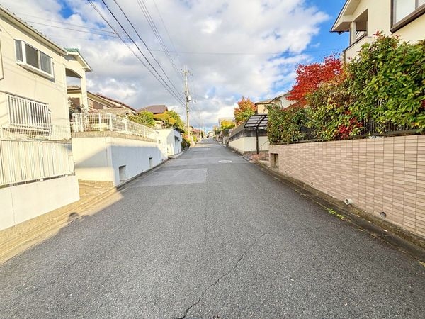 奈良市神功５丁目の中古一戸建て