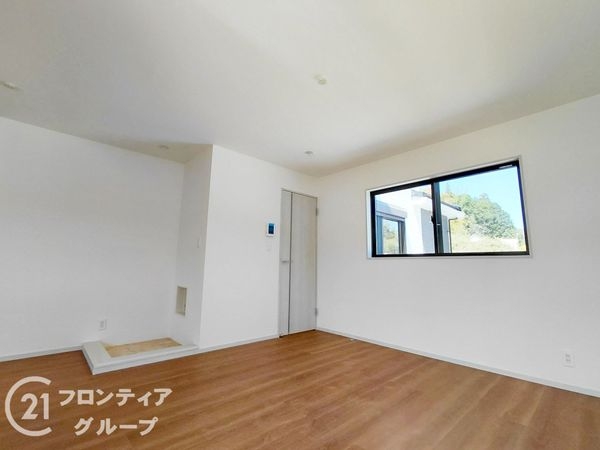木津川市城山台３丁目　新築一戸建て　４号棟