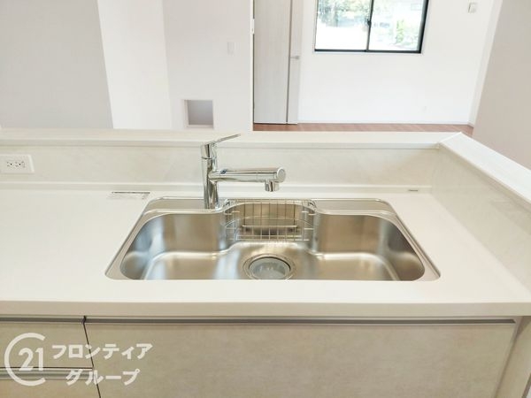 木津川市城山台３丁目　新築一戸建て　４号棟