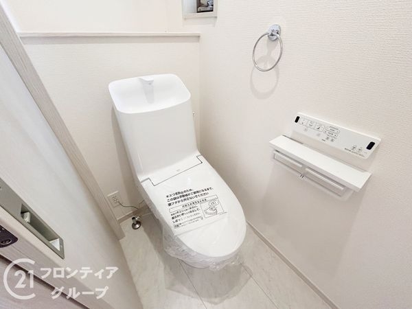 木津川市城山台３丁目　新築一戸建て　２号棟