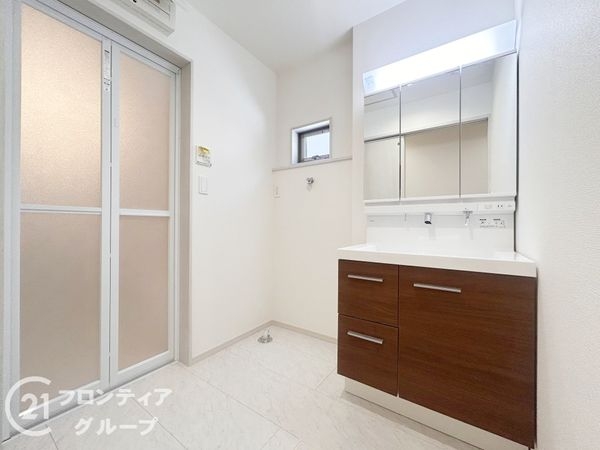 木津川市城山台３丁目　新築一戸建て　２号棟