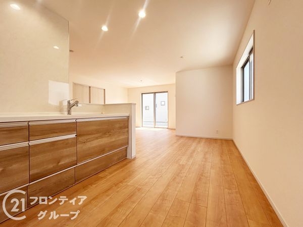 木津川市城山台３丁目　新築一戸建て　２号棟