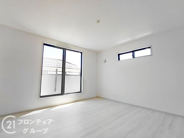木津川市城山台３丁目　新築一戸建て　３号棟