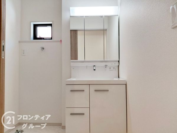 木津川市城山台３丁目　新築一戸建て　３号棟