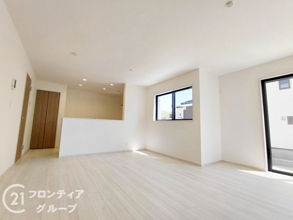 木津川市城山台３丁目　新築一戸建て　３号棟