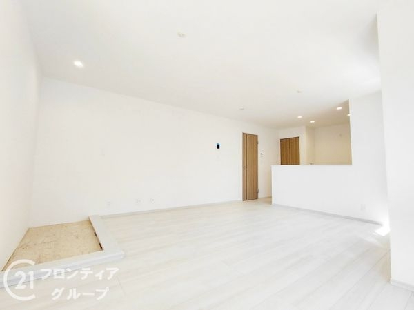 木津川市城山台３丁目　新築一戸建て　３号棟