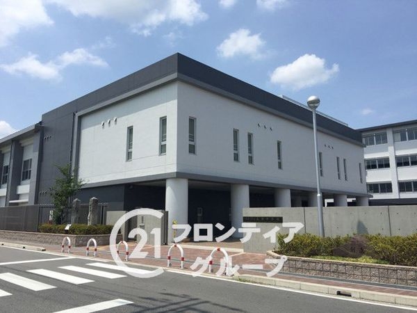 木津川市城山台３丁目　新築一戸建て　５号棟(木津川市立木津中学校)