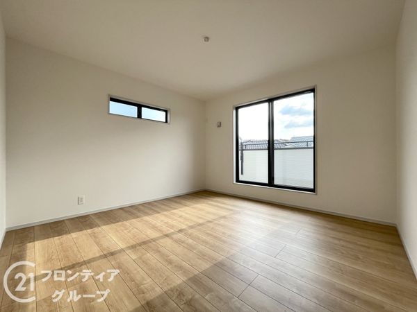 木津川市城山台３丁目　新築一戸建て　２２号棟