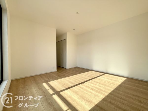 木津川市城山台３丁目　新築一戸建て　２２号棟