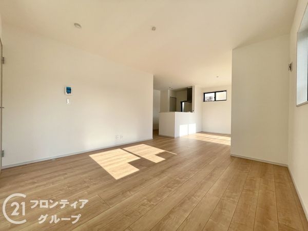 木津川市城山台３丁目　新築一戸建て　２２号棟