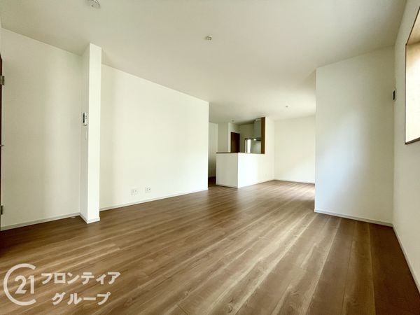 木津川市城山台３丁目　新築一戸建て　２３号棟