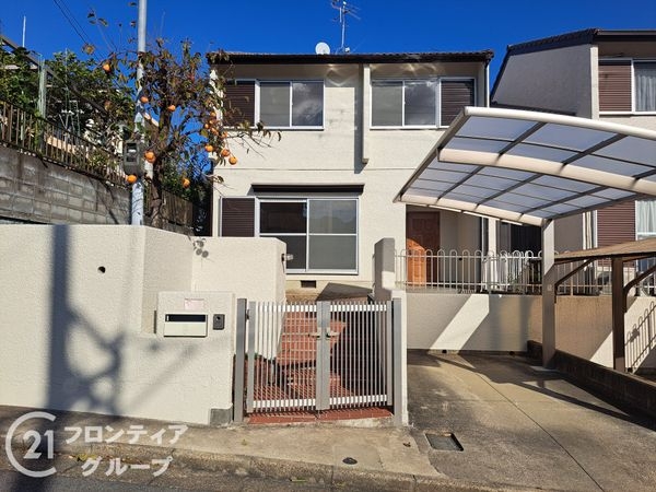 生駒市南田原町　中古一戸建て