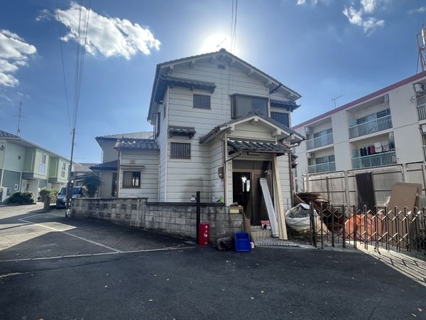 橿原市小綱町の中古一戸建て