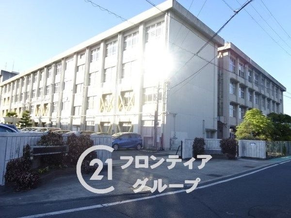 橿原市小綱町の中古一戸建て(橿原市立大成中学校)