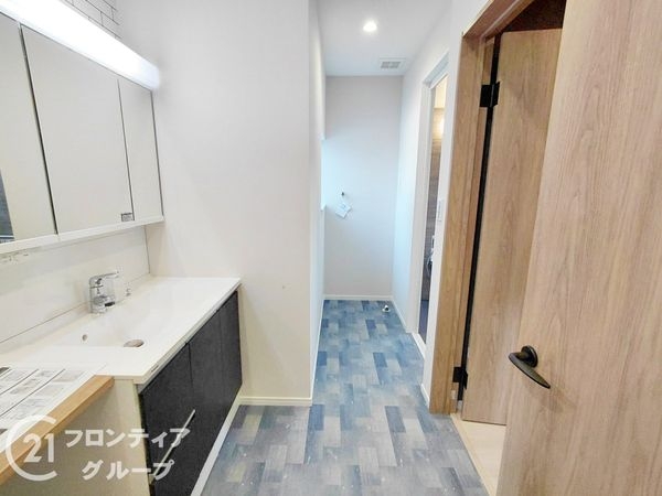 橿原市小綱町の中古一戸建て