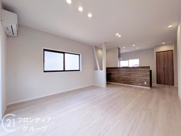 橿原市小綱町の中古一戸建て