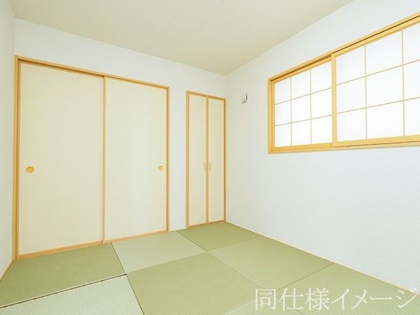 奈良市宝来町　新築一戸建て　１期　２号棟