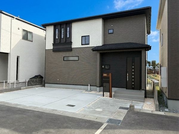 奈良市東九条町　新築一戸建て　３期　３号棟
