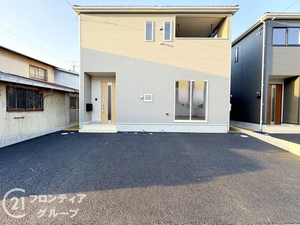 天理市前栽町　新築一戸建て　第４　１号棟