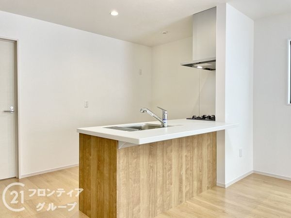京田辺市三山木野神　新築一戸建て　１期　１号棟