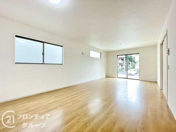 京田辺市三山木野神　新築一戸建て　１期　１号棟