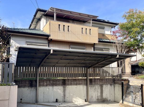 生駒郡平群町椿台４丁目　中古一戸建て