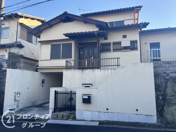 奈良市学園緑ヶ丘３丁目の中古一戸建て