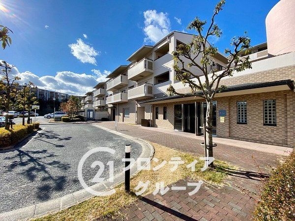 グランドメゾン学園前ガーデンテラス　中古マンション