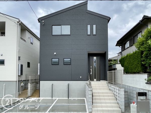 北葛城郡河合町高塚台１丁目　新築一戸建て　３期　１号棟