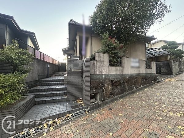 北葛城郡王寺町畠田７丁目の中古一戸建て