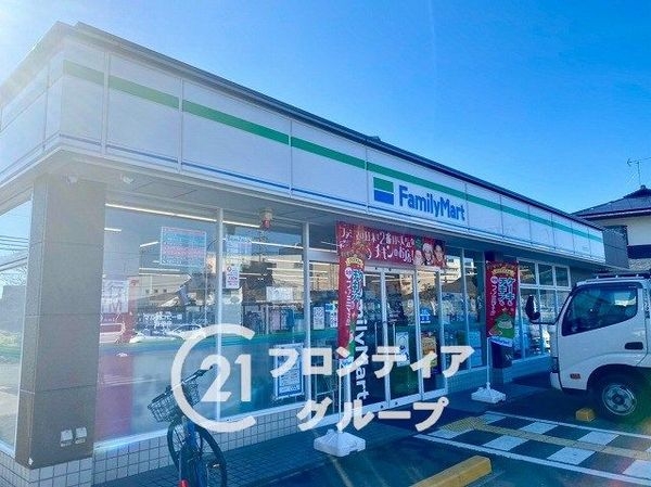 橿原市大久保町　新築一戸建て　第１　３号棟(ファミリーマート橿原四条店)