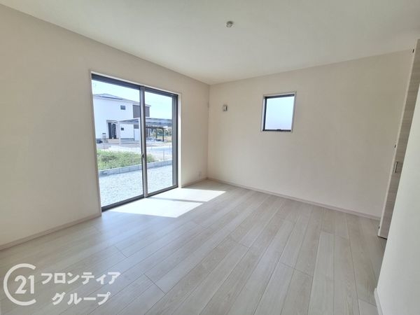 北葛城郡広陵町大字萱野　新築一戸建て　３期　2号棟