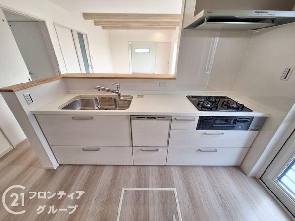 大和高田市大字西坊城　新築一戸建て　　3号地