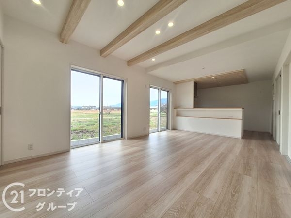 大和高田市大字西坊城　新築一戸建て　　3号地