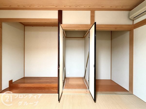 橿原市菖蒲町２丁目の中古一戸建て