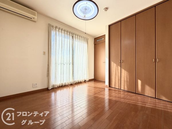 橿原市菖蒲町２丁目の中古一戸建て