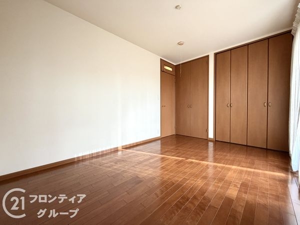 橿原市菖蒲町２丁目の中古一戸建て
