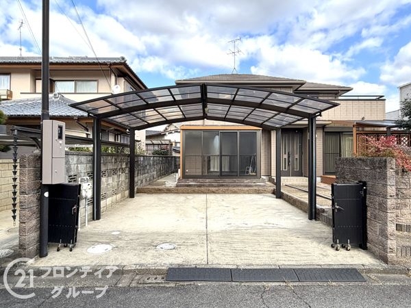 橿原市菖蒲町２丁目の中古一戸建て