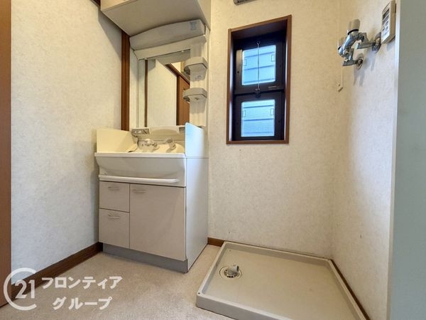 橿原市菖蒲町２丁目の中古一戸建て