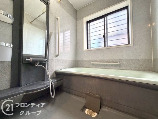 橿原市菖蒲町２丁目の中古一戸建て