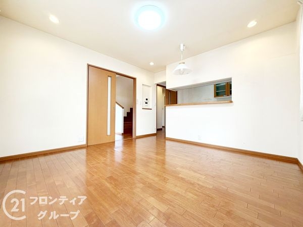 橿原市菖蒲町２丁目の中古一戸建て