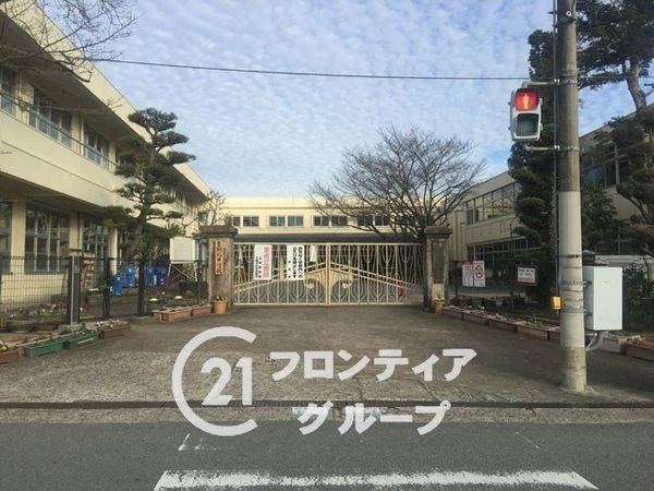 生駒市ひかりが丘２丁目の中古一戸建て(生駒市立生駒北中学校)