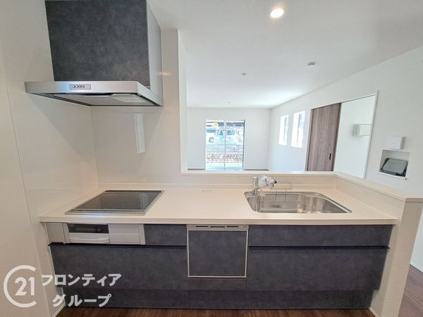 橿原市菖蒲町２丁目　新築一戸建て　第１期　１号棟