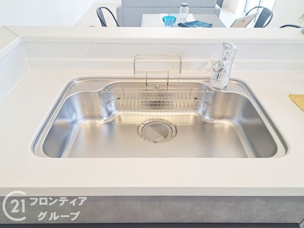 橿原市菖蒲町２丁目　新築一戸建て　第１期　２号棟