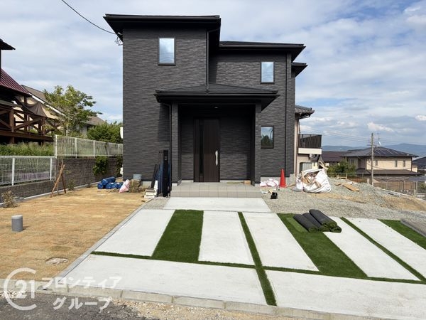 奈良市あやめ池北3丁目　新築一戸建て　２期　全１区画