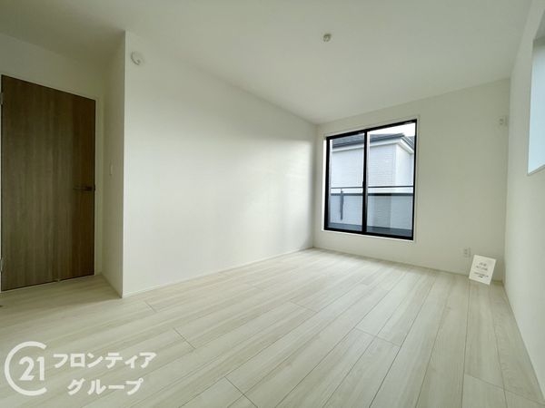 天理市永原町　新築一戸建て　３号棟
