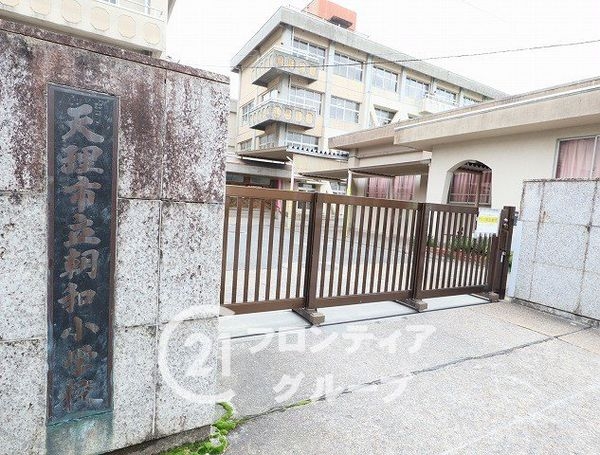 天理市永原町　新築一戸建て　３号棟(天理市立朝和小学校)